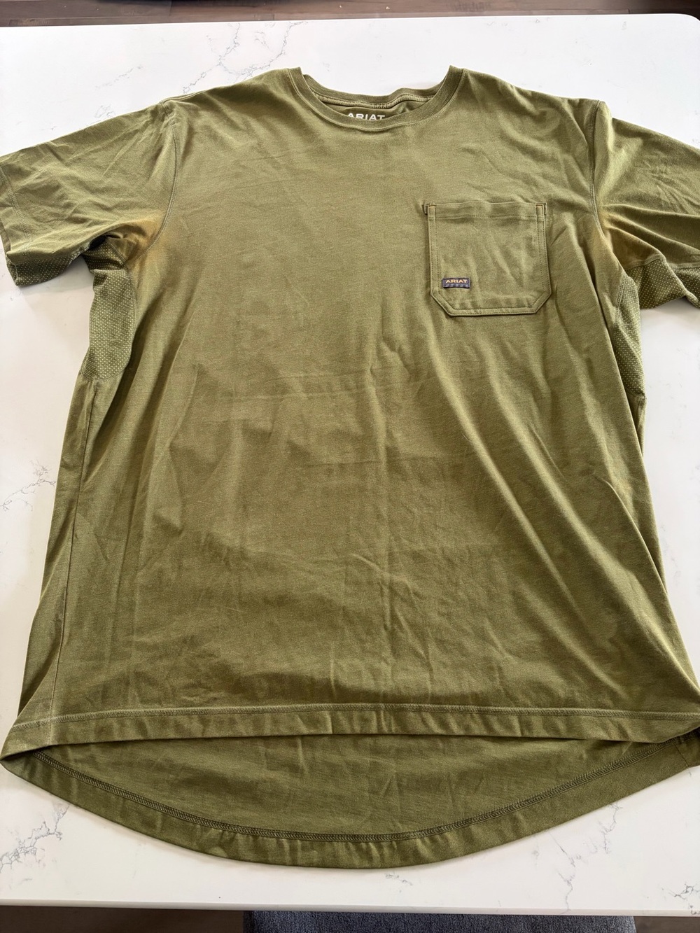 Ariat Olive Chest Pocket Short Sleeve Tee - Men’s XL